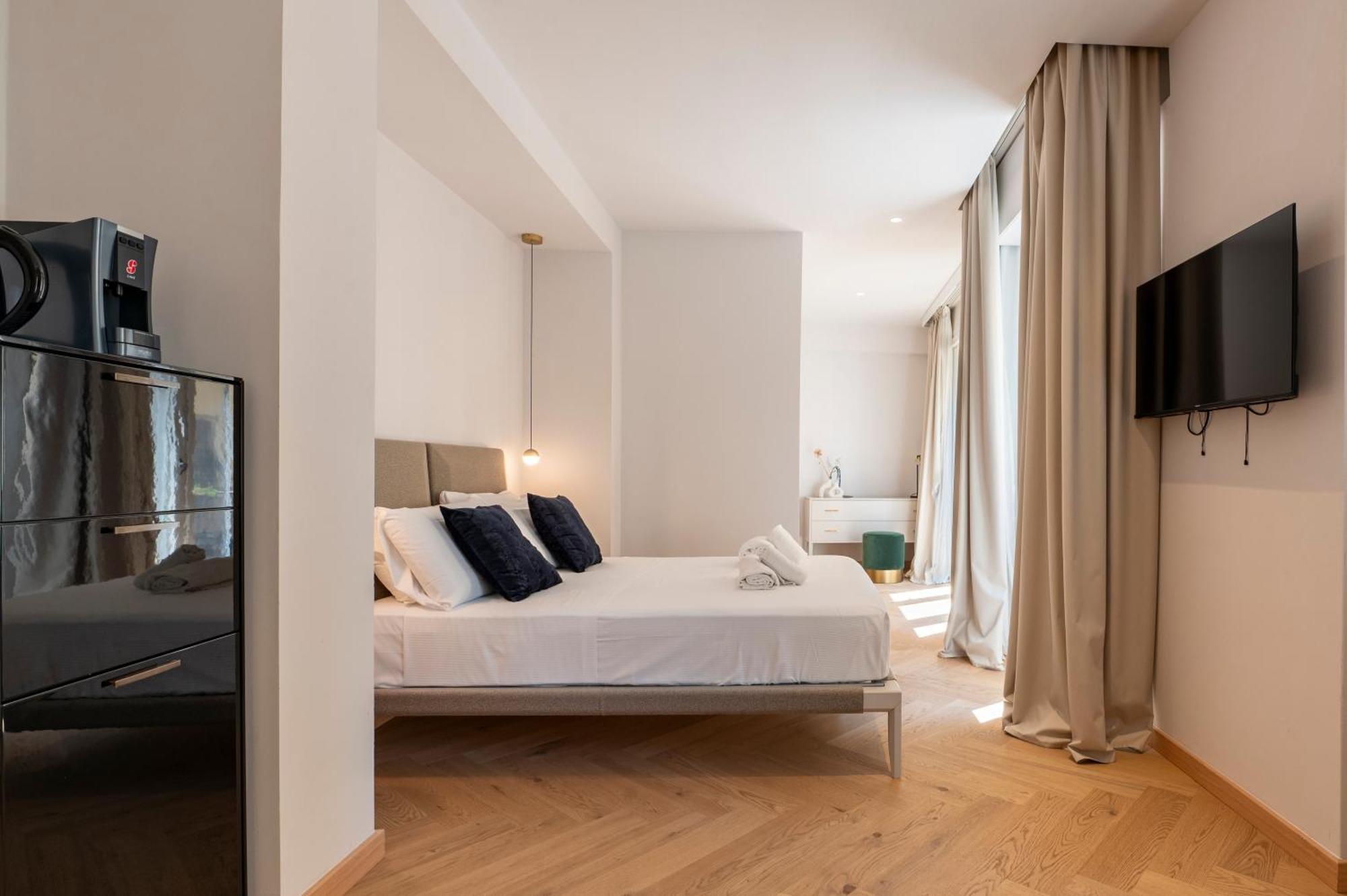 The Old Palace- Luxury Suites Signoria Флоренция Екстериор снимка