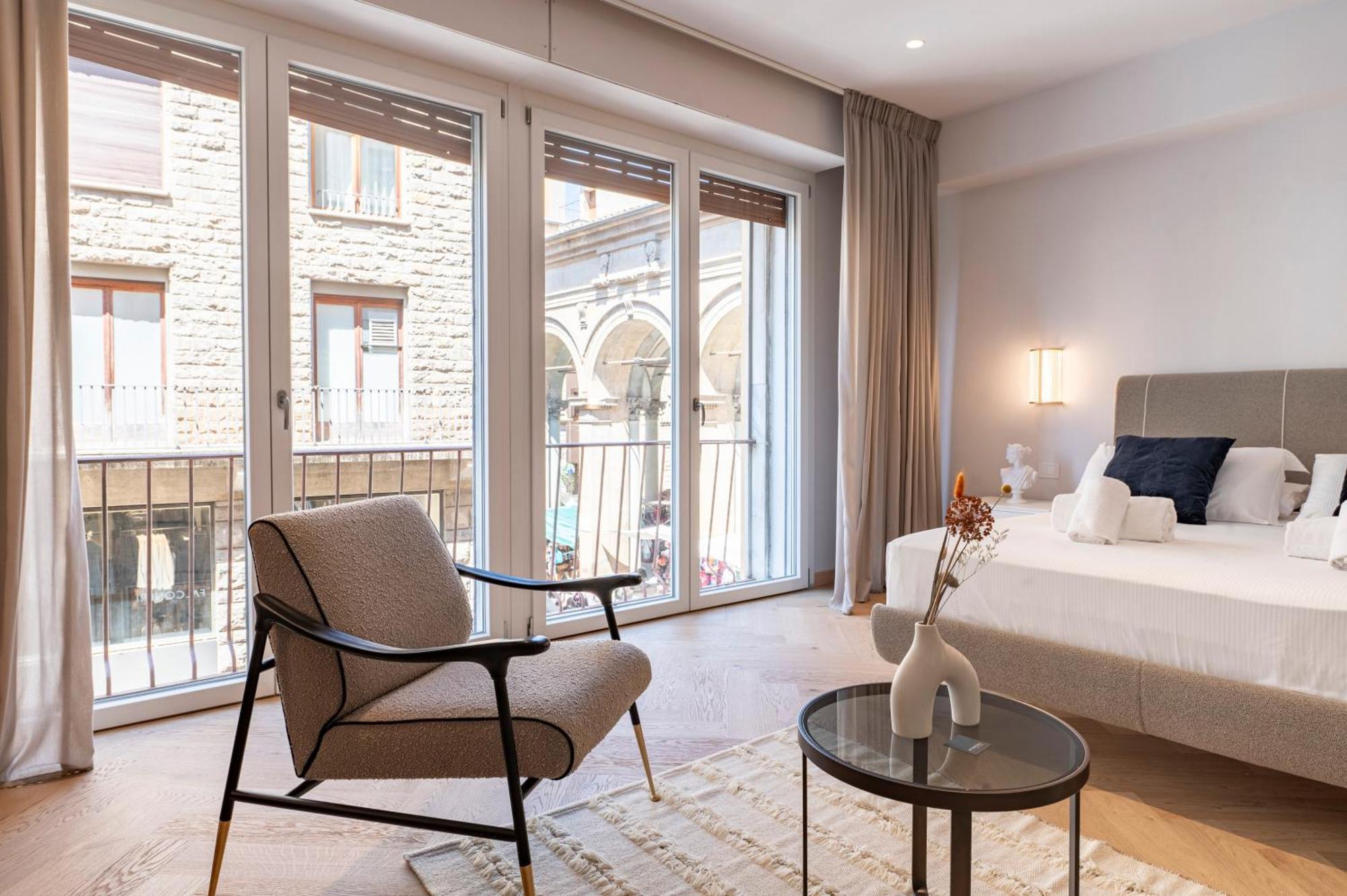The Old Palace- Luxury Suites Signoria Флоренция Екстериор снимка
