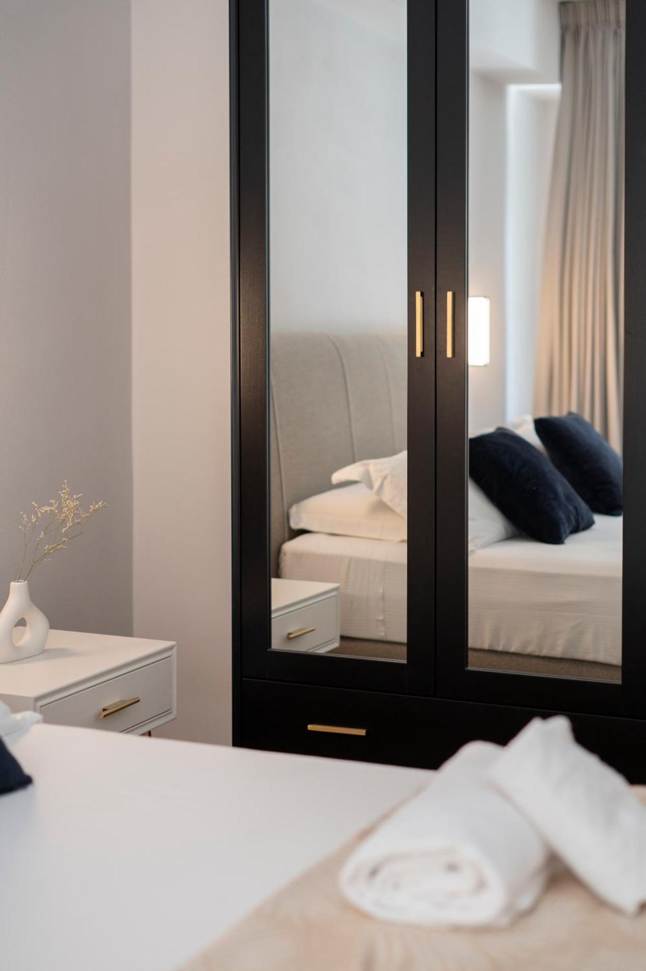 The Old Palace- Luxury Suites Signoria Флоренция Екстериор снимка
