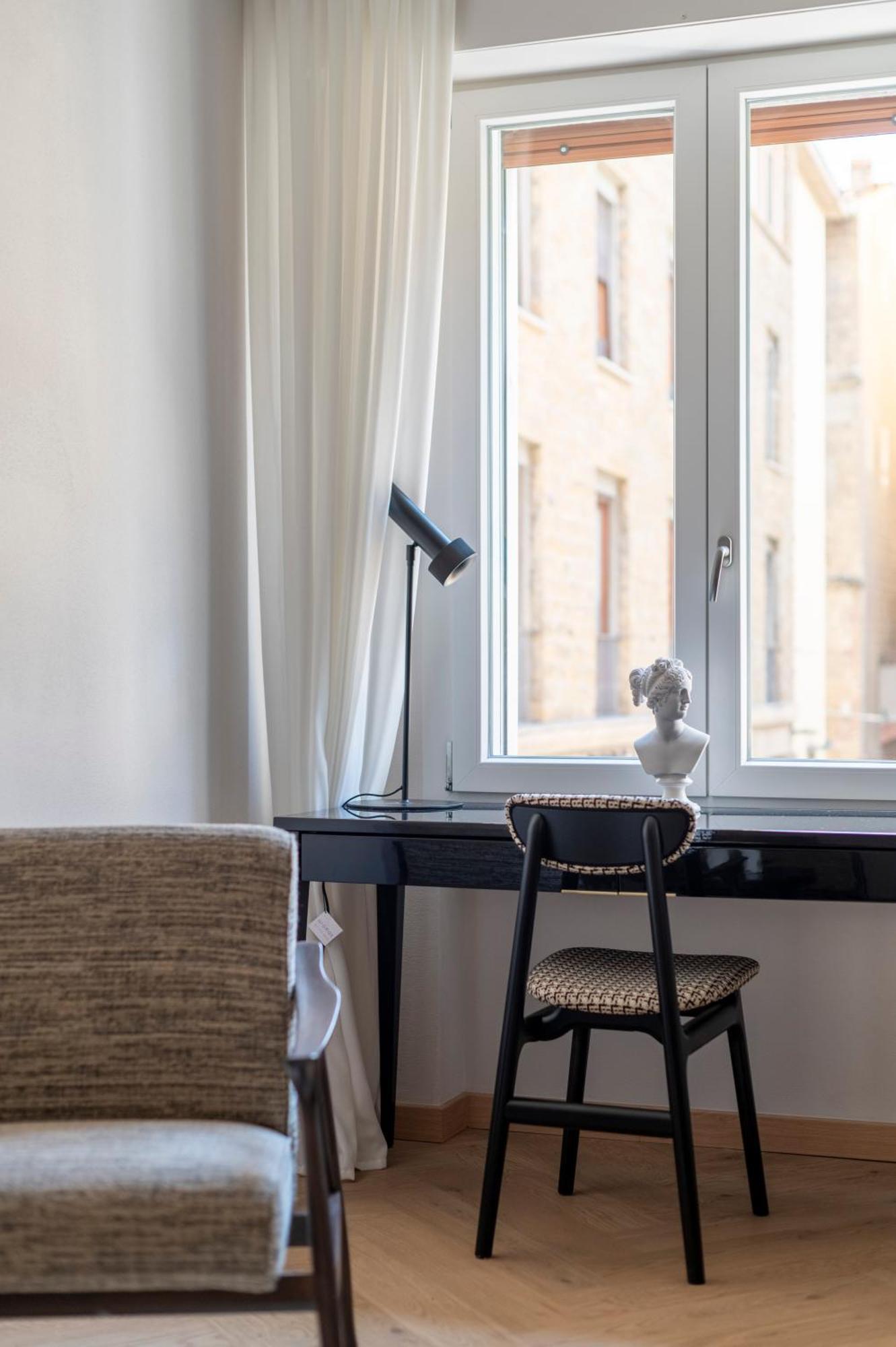 The Old Palace- Luxury Suites Signoria Флоренция Екстериор снимка